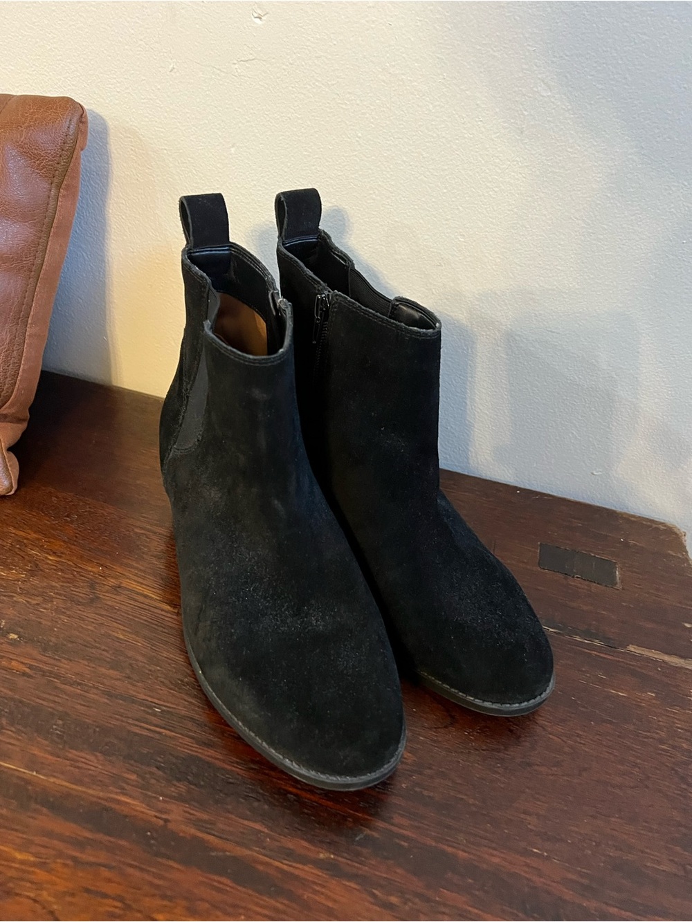 Vionic Black Suede Ankle Booties Roseland